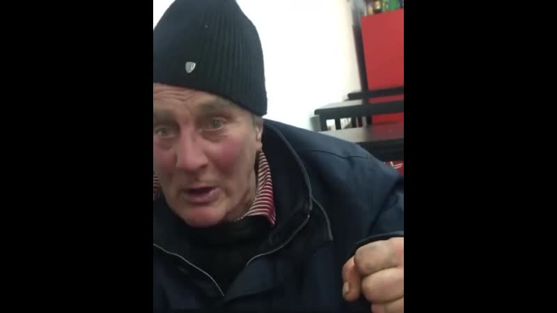 Дизайнер мужчина волк одинокий