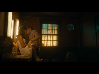 Кейтлин стэйси нью йорк или не считается / caitlin stasey bridge and tunnel ( 2021 )