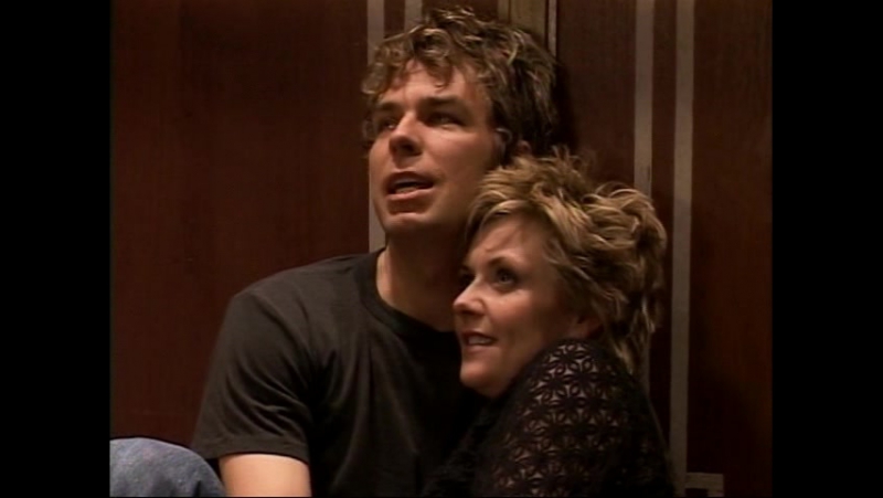 2002 porn video – Stuck лифт 2002