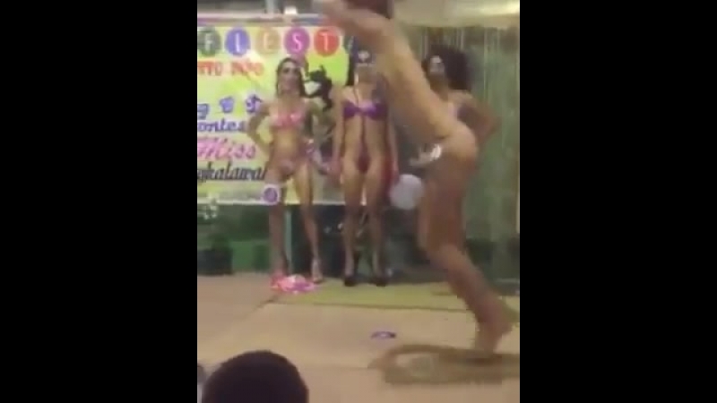 Удачное porn video – Не самое удачное выступление на конкурсе красоты