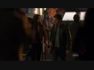 Bryce & nicole kiss before keiko's eyes (flashforward)