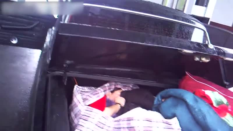 Туркмен через беларусь вёз в украину женщину в сумке