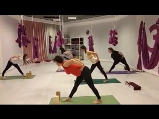 Видео от осанка сколиоз йога yoga time с ларисой рябковой