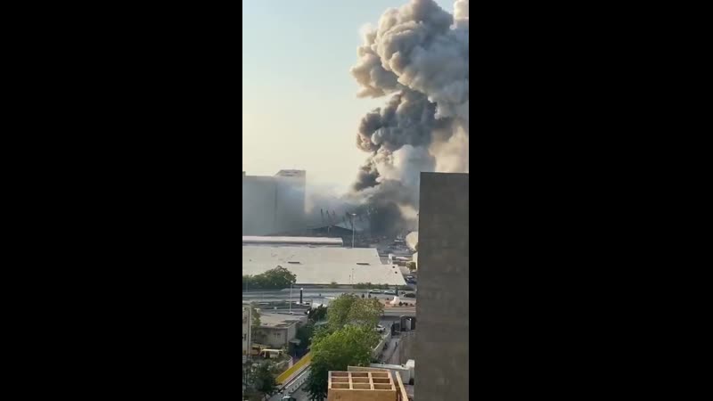 В столице ливана произошел мощнейший взрыв 2