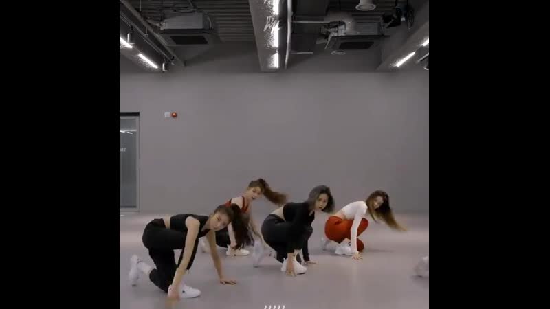 Секс это конечно хорошо, но вы видели этот дэнс брейк?