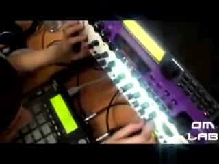 Om lab beatmaking session mpc1000 freestyle