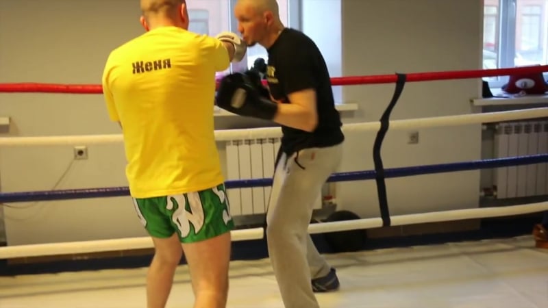 Уходы с линии атаки в профессиональном боксе контратаки со смещением от николая талалакина