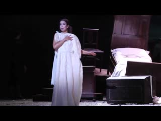 Nadine sierra regnava nel silenzio (lucia di lammermoor)