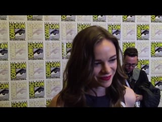 D panabaker describes her #killerfrost costume!