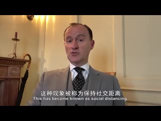 Mark gatiss recorded a video for youku’s fans