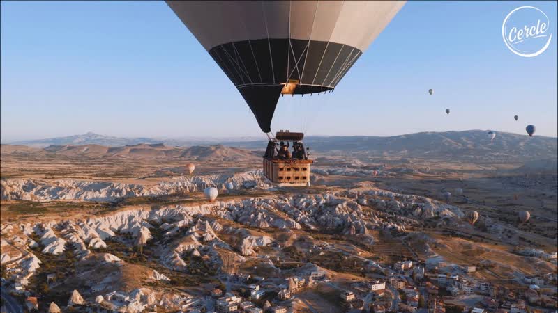 Ben böhmer live above cappadocia in turkey for cercle