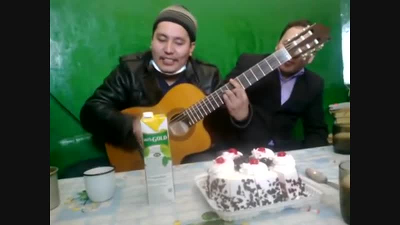 Тувинец горловое пение