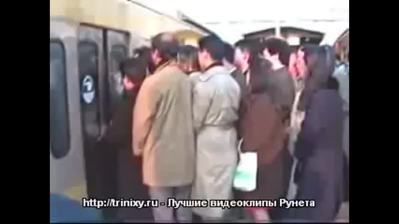 Трахнули в метро в час-пик - riosalon.ru