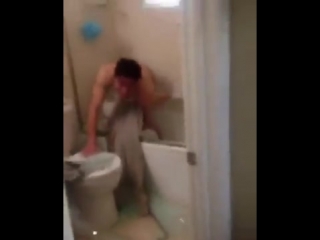 Спрятался