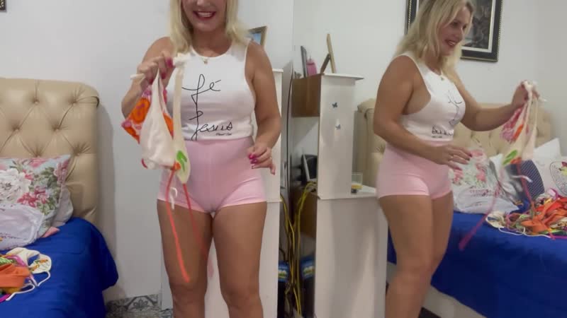 Biquínis novos muitos biquínis todos lindos com a loira praiana