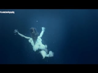 Одри дана (audrey dana) голая в фильме "сегодня ночью я сплю с тобой" (ce soir, je dors chez toi, 2007, оливье барру)