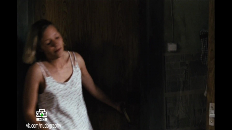 Александра тюфтей голая в фильме "муха" (2008, владимир котт) 1080i