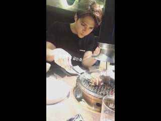 Instagram story by highlight • apr 27, 2018 at 2253 am kst