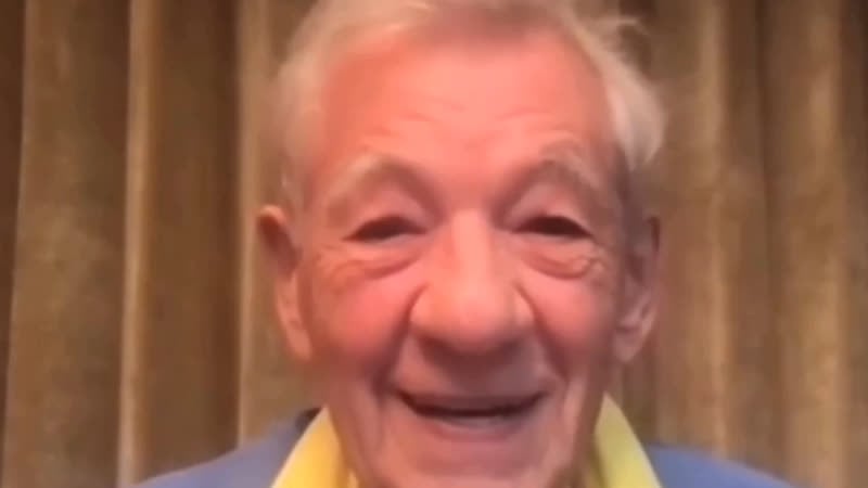 Педрила гэндальф пообещал приехать на украину, на гей фестиваль имени бандеры и согласился возглавить шефство над ним