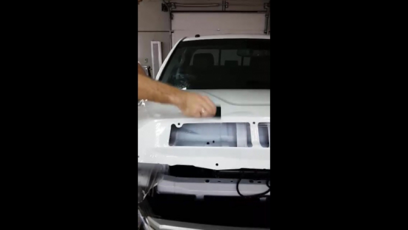 Бронирования капота