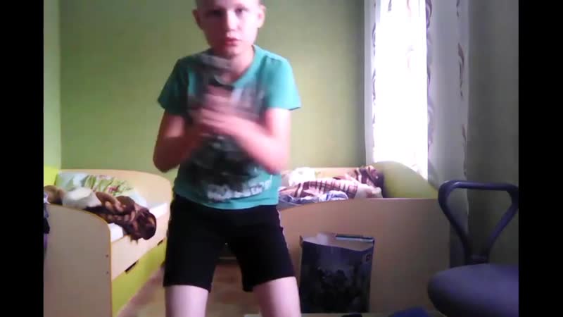 Владу бумаге исполнилось 25