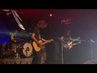 The raconteurs steady, as she goes (live at montreux 2008)