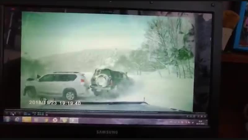 Дтп в районе пятиречья с авторегистратора видеорегистратор запечатлел момент массового дтп на сахалине