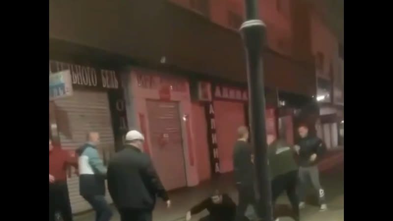 Руссо туристо облико морале! китай, суйфэньхе, кафе "аня и соня"