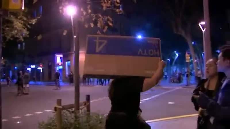 Испания протесты протестами, а мародерство святое