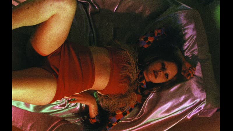 The voyeur luomo che guarda tinto brass film (1994)