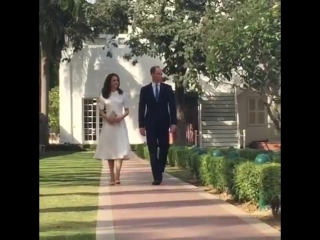 Will + kate arrive at old birla house in delhi
