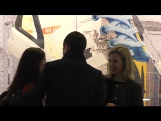 Сексуальные эксперименты 2 позитивный нео пикап мастер класс знакомство с девушкой