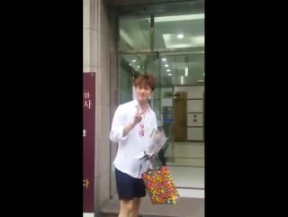 160601 jung il woo attend cinderella and four knights wrap up party