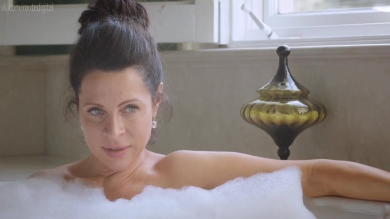 Tina arning, karli rae grogan the morning after (2015) hd nude? sexy! / тина арнинг, карли рэй гроган на следующее утро