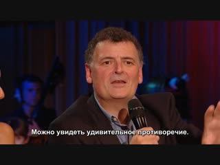 Steven moffat sums up peter capaldi’s doctor