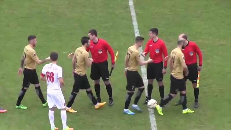 Футбол договірні матчі