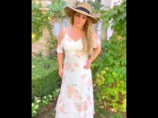 First time wearing a long summer 👗 dress in a while !!! i feel like a princess