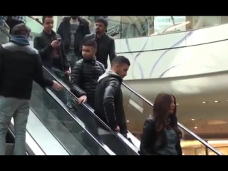 Oyyyy u touch my tra la la