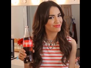 No se imaginan lo que estamos haciendo con @cocacolaar #momentoúnico #botellaúnica #comingsoon