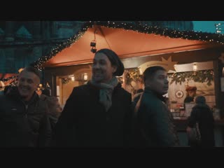 Stargeiger david garrett auf dem weihnachtsmarkt am kölner dom 2018