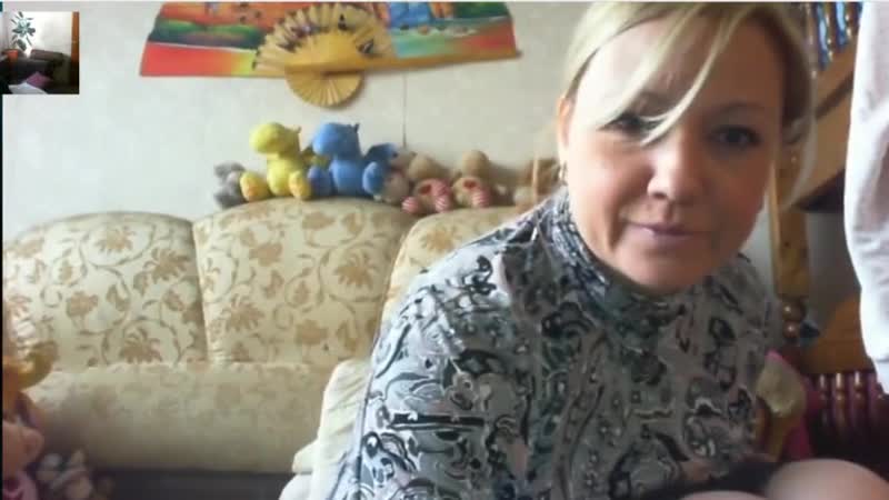 Домашние любительские грязный разговор. Веб камера русские мамочки. Мама отжигает в эфире. Мама с веб-камера. Русские пожилые по скайпу.