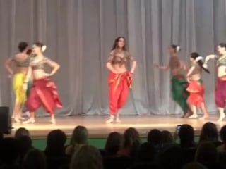 Russian girls on 'chikni chameli' (kazan)2012