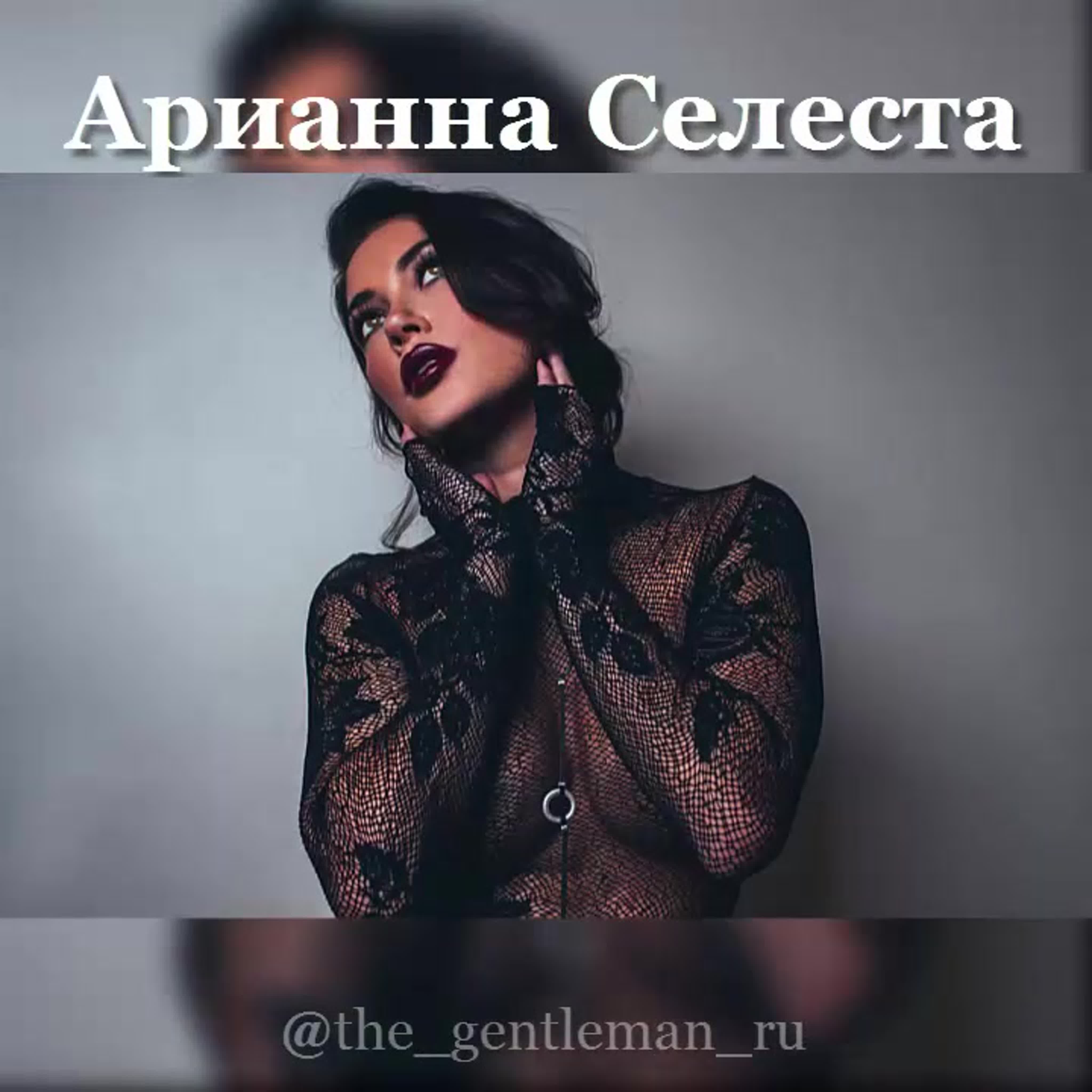 Қыздар жалаңаш шомылады