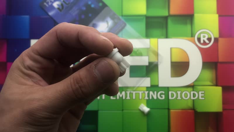 Автолампа светодиодная t10 w5w 8 smd 1210