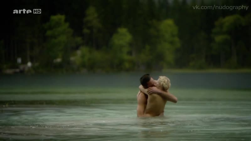 Мави хёрбигер (mavie horbiger) голая в сериале "крупп немецкая семья" (krupp eine deutsche familie, 2009) hd 720p