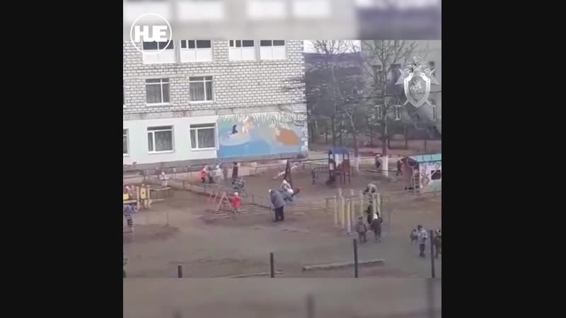 Саду porn video – В молодые саду магаданской области воспитательница наступила на ребёнка