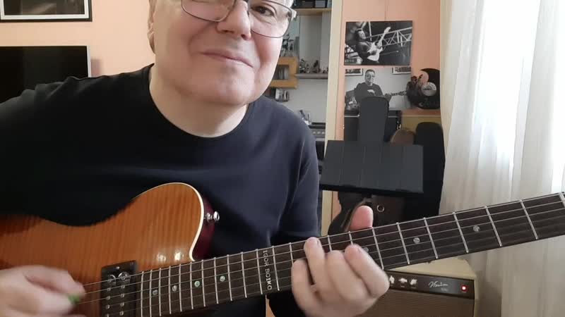 Рубрика "разминки", мелодическая фраза для обыгрывания cm7 😜