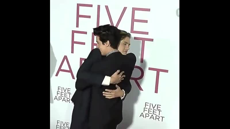 Коул и дилан спраусы