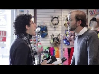 Things that make retail workers want to hide in the back (без субтитров)