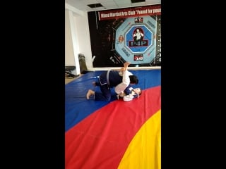 Fly armbar and fly triangl